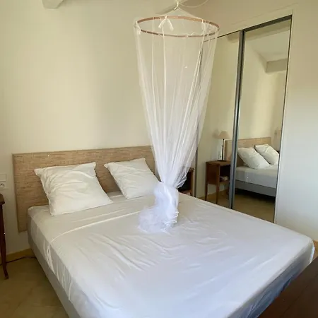 Villa Agreable Maison Proche Dans Quartier Residentiel Classee 3 Etoiles Oft Sanary-sur-Mer