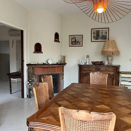 Agreable Maison Proche Dans Quartier Residentiel Classee 3 Etoiles Oft * Sanary-sur-Mer
