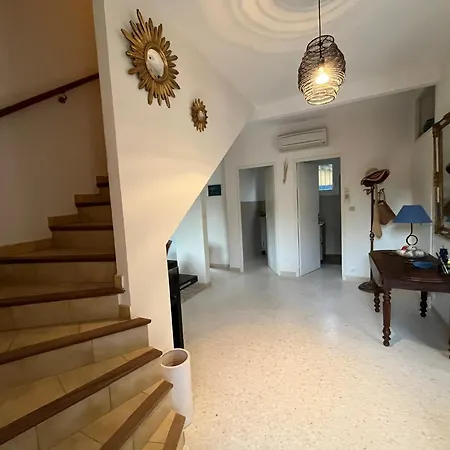 Vila Agreable Maison Proche Dans Quartier Residentiel Classee 3 Etoiles Oft