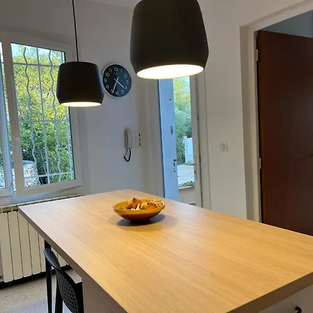 Agreable Maison Proche Dans Quartier Residentiel Classee 3 Etoiles Oft Villa Sanary-sur-Mer