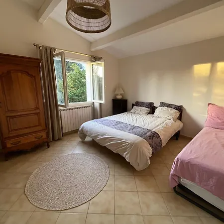Villa Agreable Maison Proche Dans Quartier Residentiel Classee 3 Etoiles Oft *